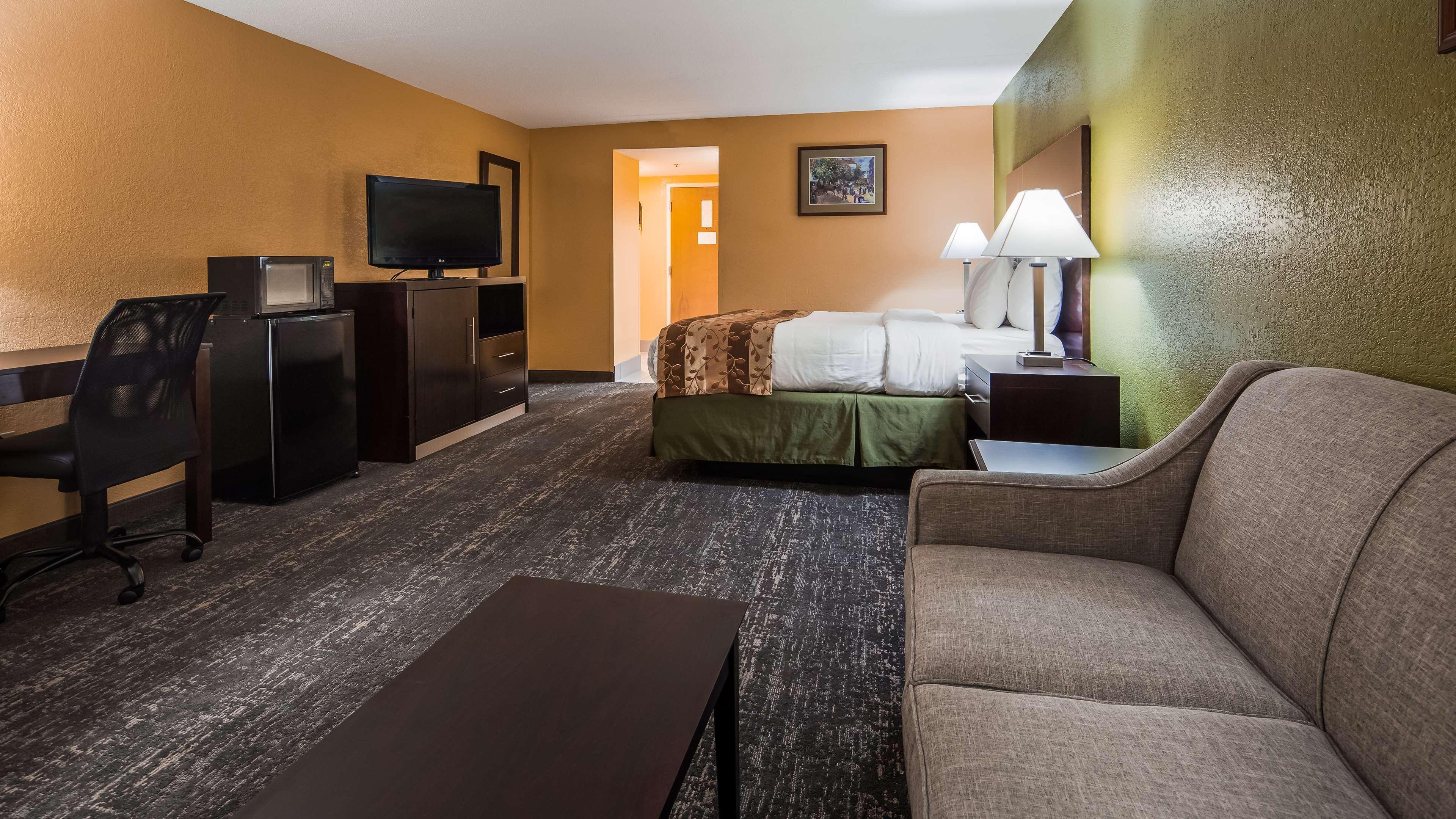 Best Western Luxbury Inn Fort Wayne Esterno foto