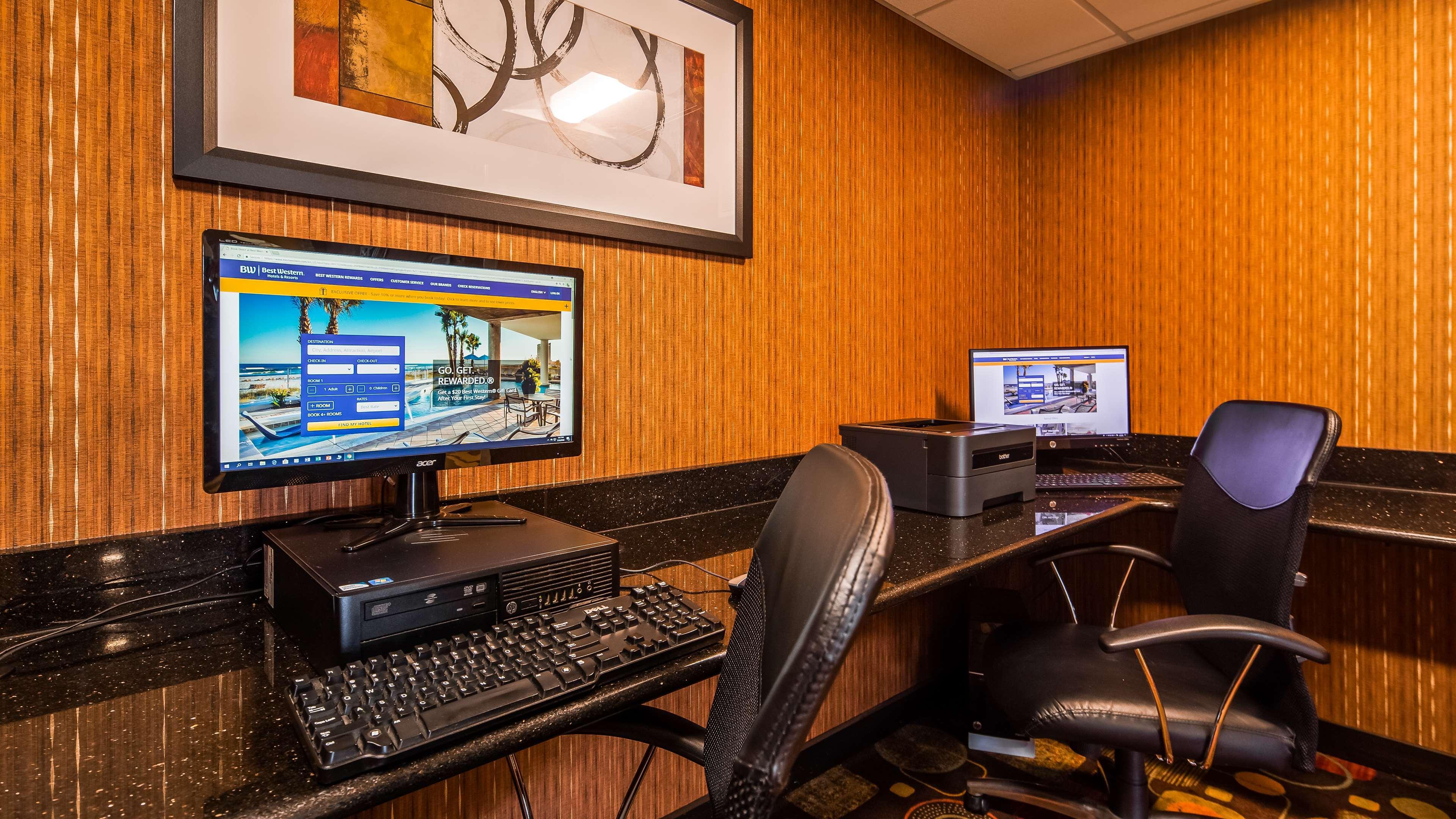 Best Western Luxbury Inn Fort Wayne Esterno foto