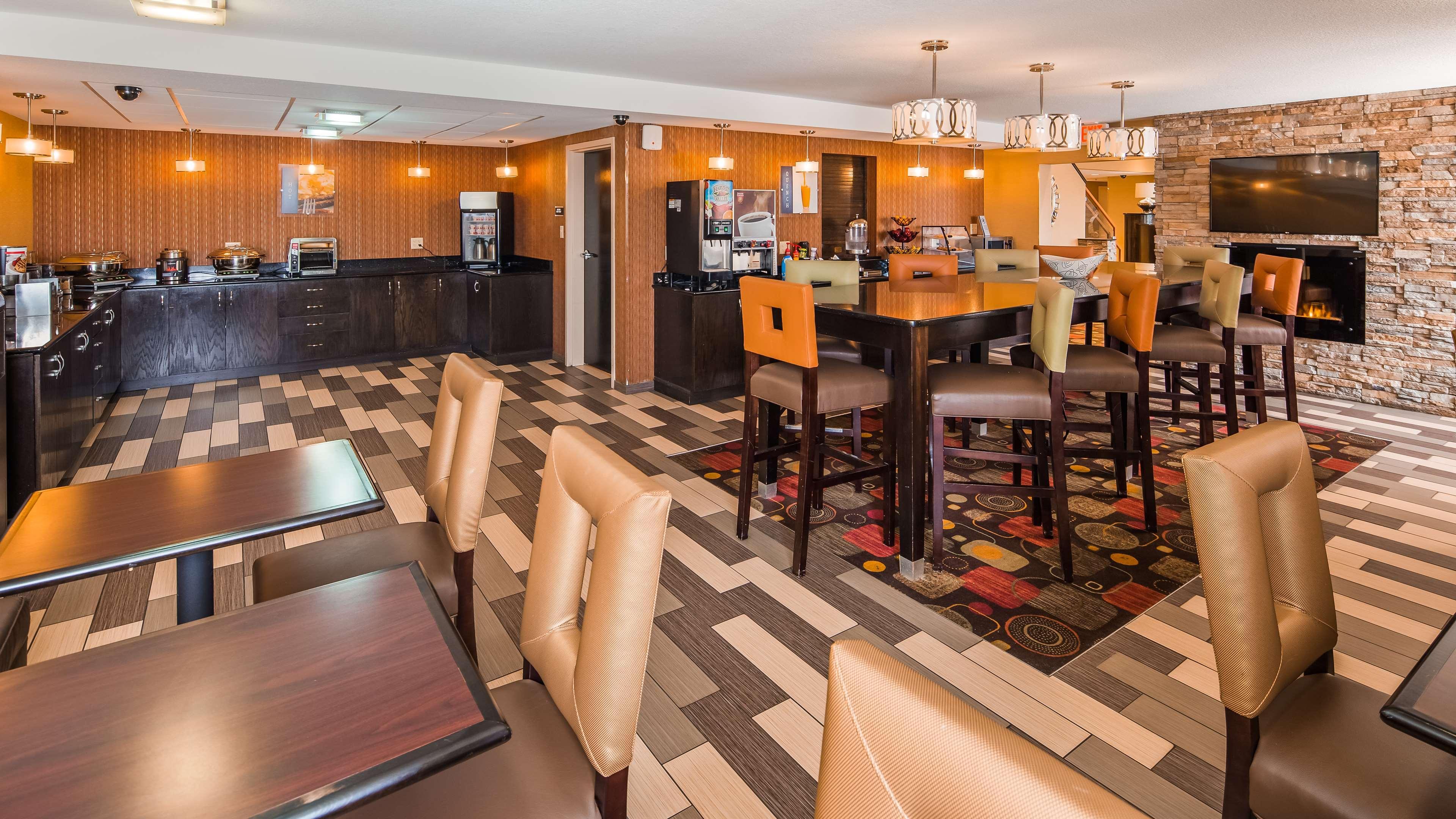 Best Western Luxbury Inn Fort Wayne Esterno foto
