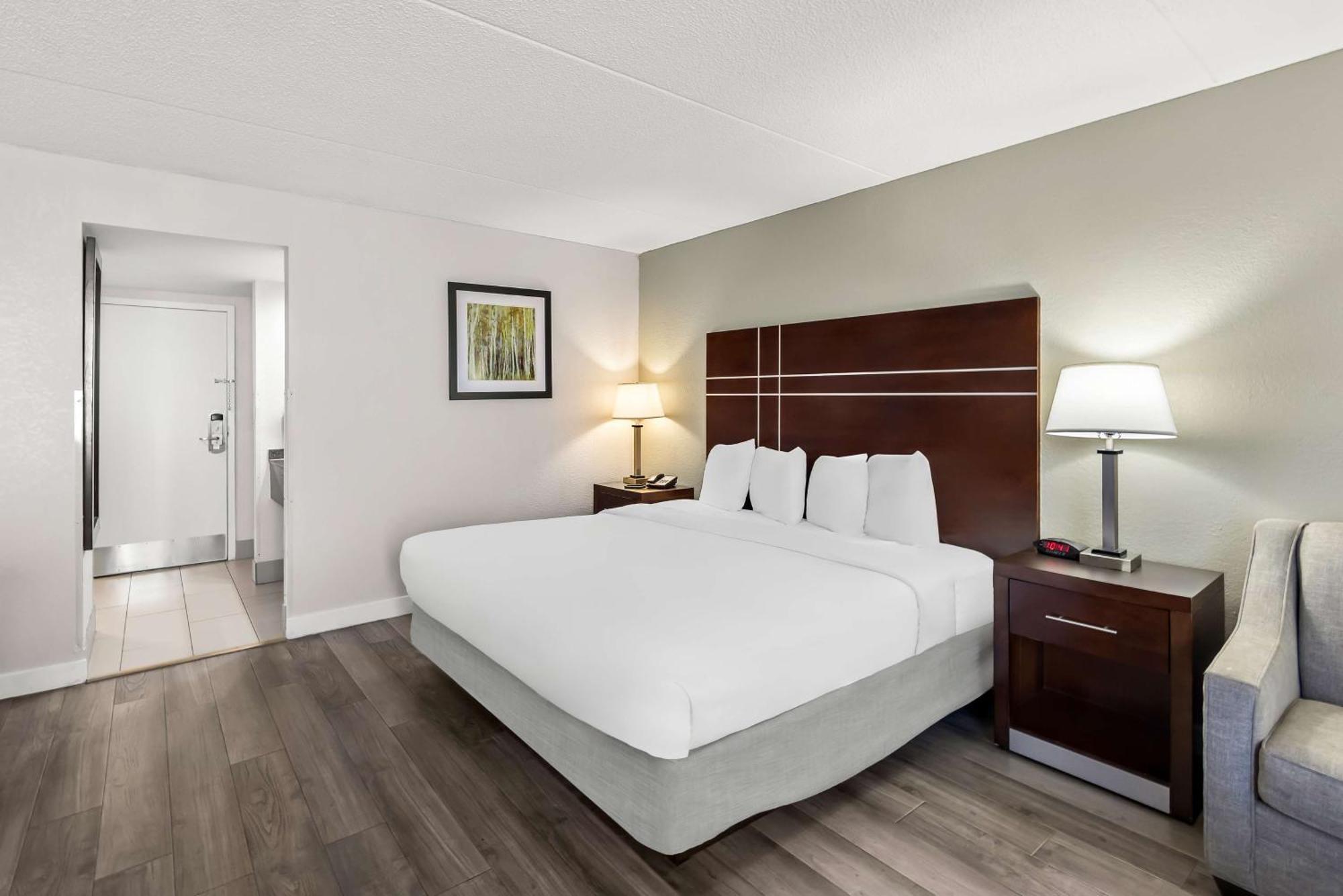 Best Western Luxbury Inn Fort Wayne Esterno foto