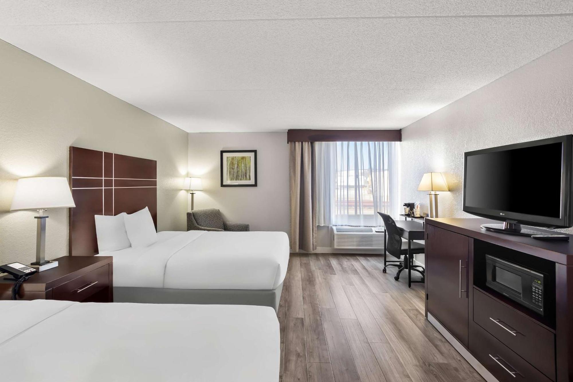 Best Western Luxbury Inn Fort Wayne Esterno foto